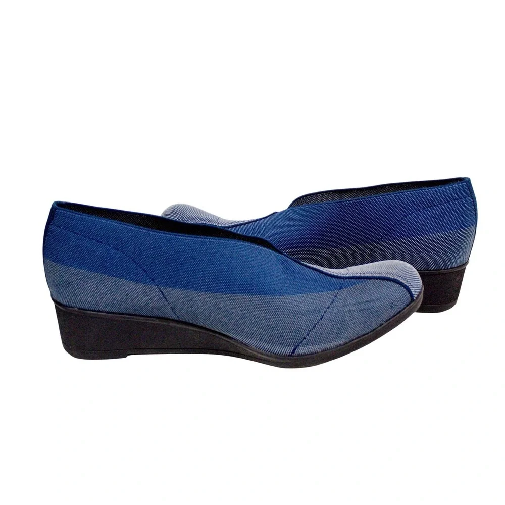 Charleston Shoe Co Cape Wedges Blue Fabric Blue Gray Slip On Shoes